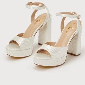 Lulus Shoes Women’s 9 Pearlla White Satin Pearl Platform Ankle Strap Heel Sandal